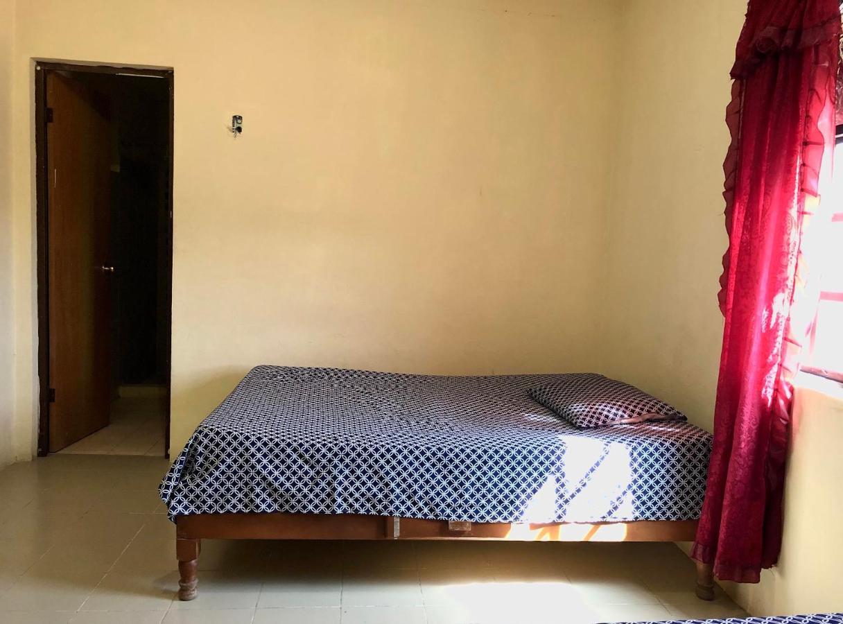 Oyo Hotel Cuatro Reales Галеана Экстерьер фото